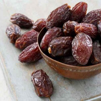 Discover The Sweet Benefits of Eating Dates